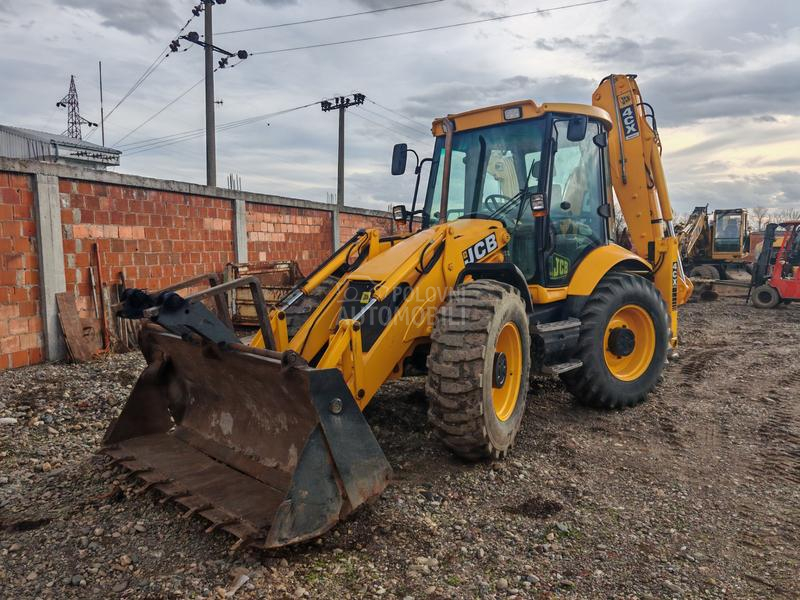 JCB 4CX