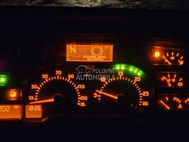 Reno Midlum tabla instrument