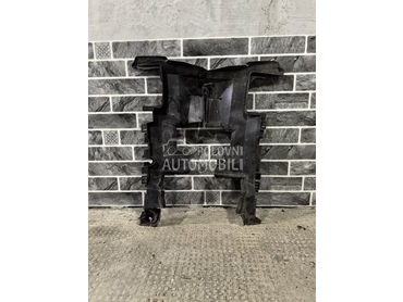 Vertikalni nosaci hladnjaka za Audi A4 od 2008. do 2012. god.