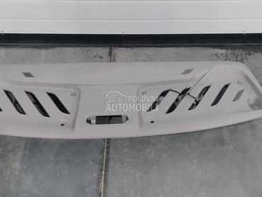 Polica iznad šoferšajbne za Renault Kangoo od 2008. do 2020. god.