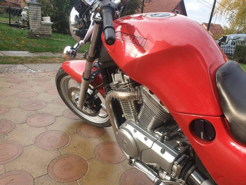 Suzuki VX 800