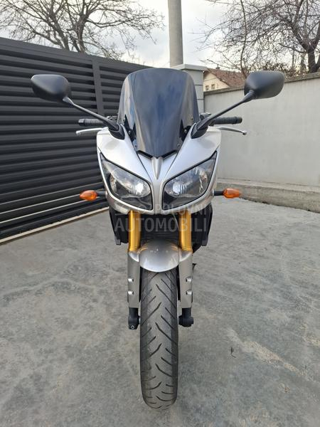 Yamaha FZ1