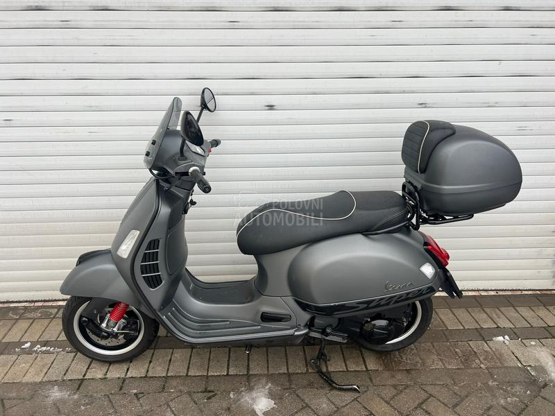 Vespa 300 gts