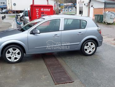 Opel Astra H 16
