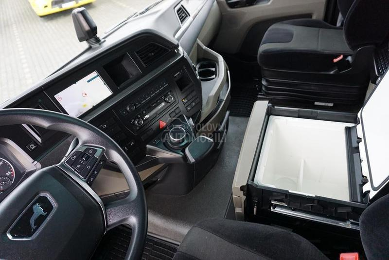 MAN TGX tegljač DOM1797