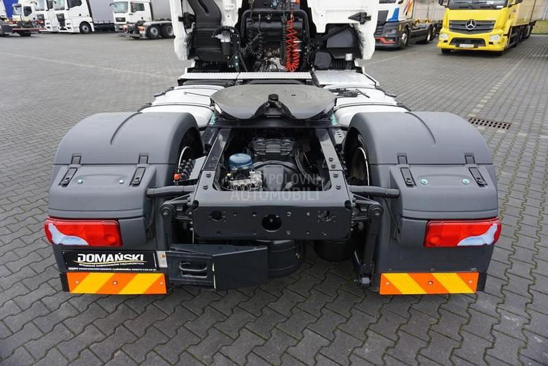 MAN TGX tegljač DOM1797