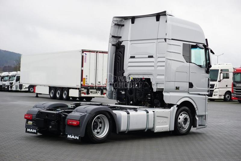 MAN TGX tegljač DOM1807