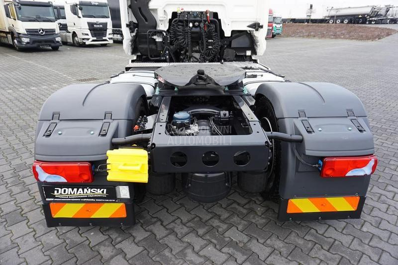 MAN TGX tegljač DOM1808