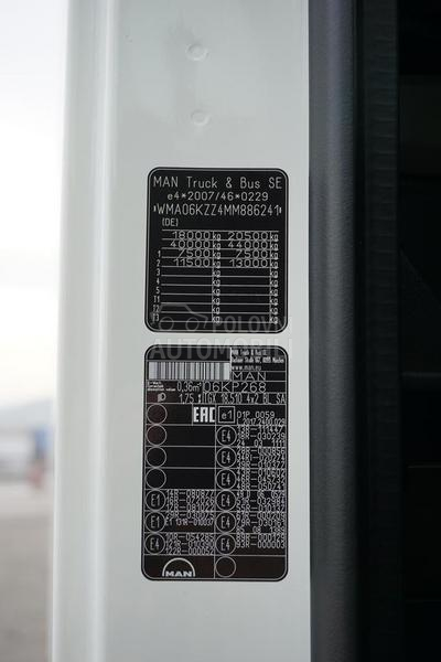 MAN TGX tegljač DOM1808