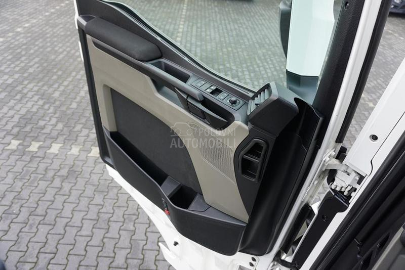 MAN TGX tegljač DOM1808