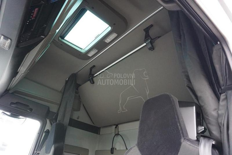 MAN TGX tegljač DOM1808