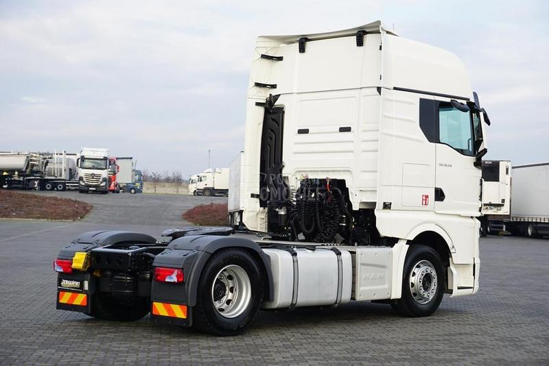 MAN TGX tegljač DOM1808
