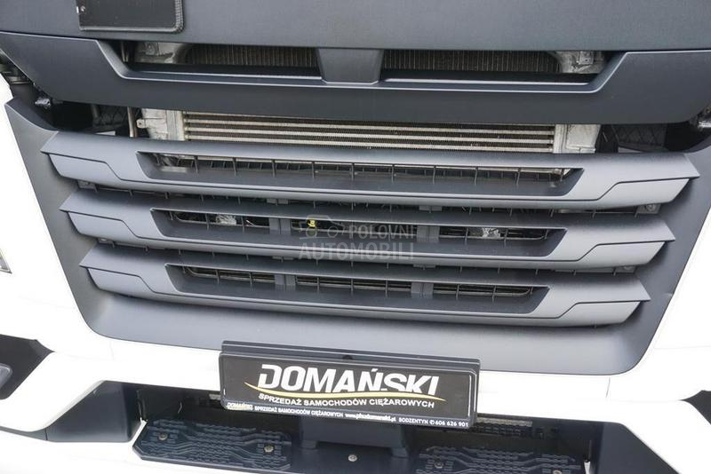MAN TGX tegljač DOM1808