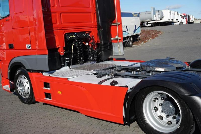 DAF 106 tegljač DOM1811