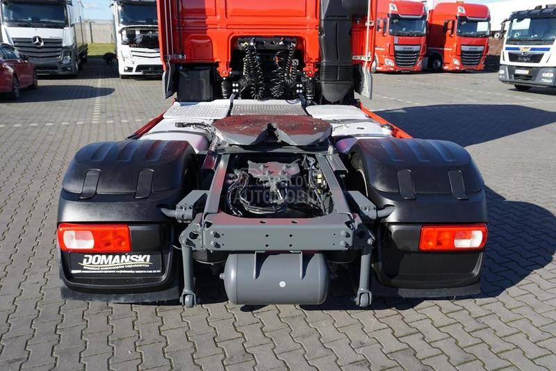 DAF 106 tegljač DOM1811