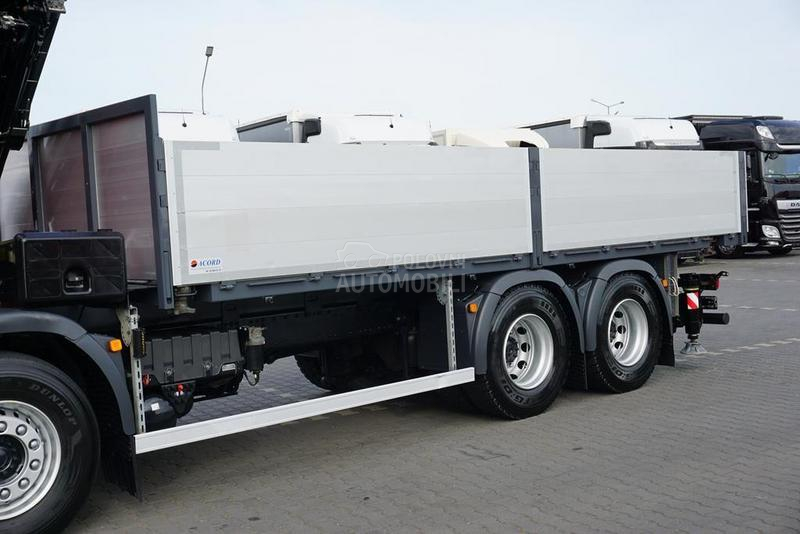 MAN TGS platformom DOM1814