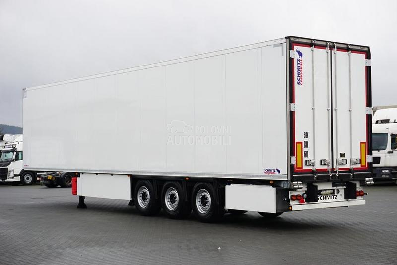 Schmitz Cargobull DOM1817