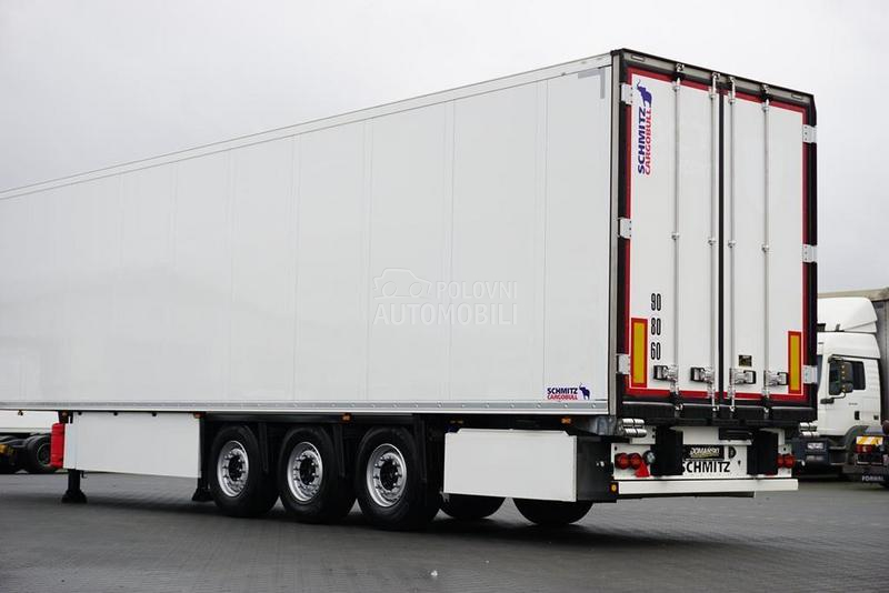 Schmitz Cargobull DOM1817