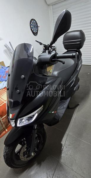 Aprilia SXR 50