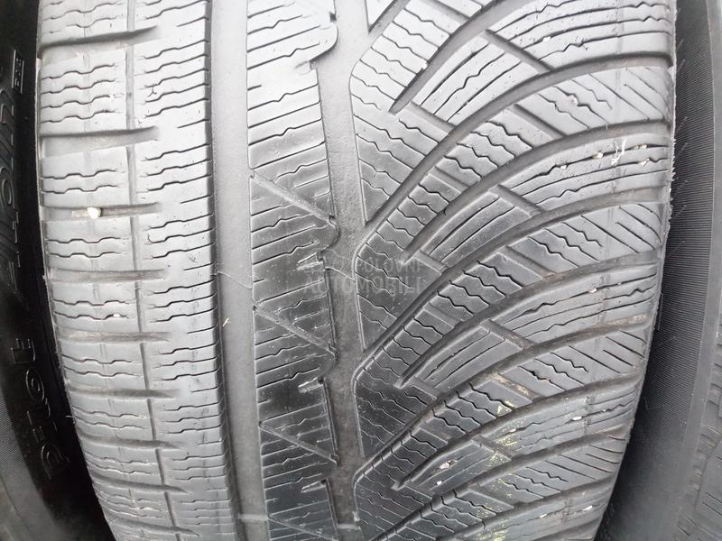 Michelin 235/55 R17 Zimska