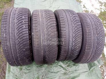Michelin 235/55 R17 Zimska