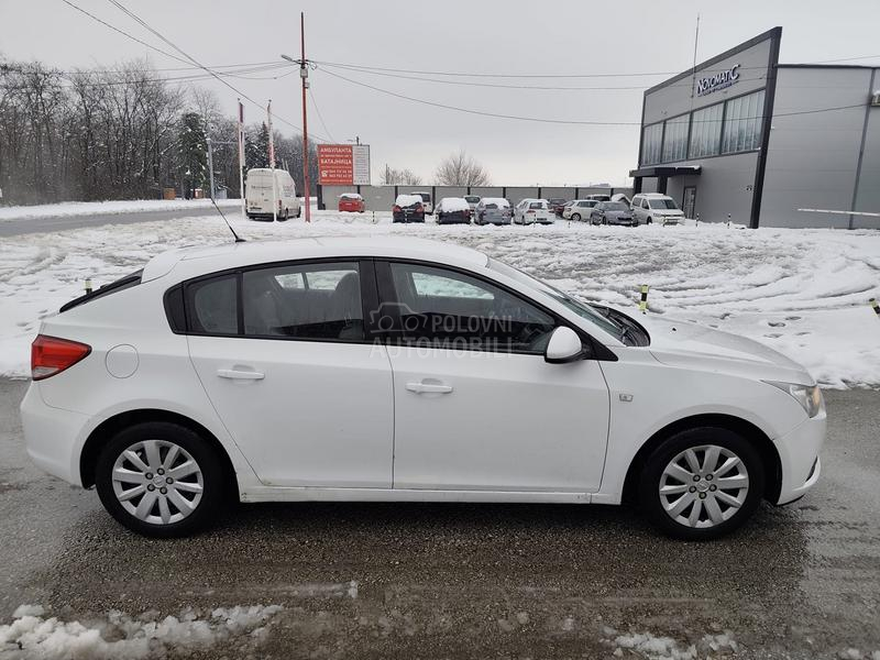 Chevrolet Cruze 