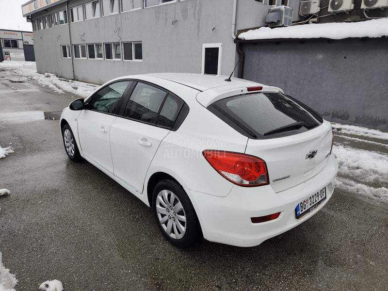 Chevrolet Cruze 