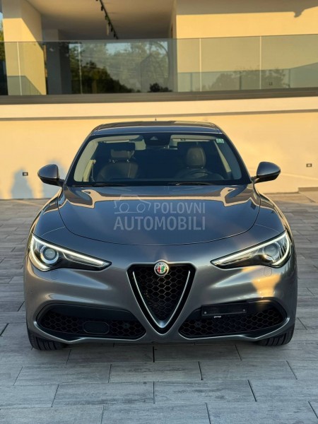Alfa Romeo Stelvio 2.0 Q4