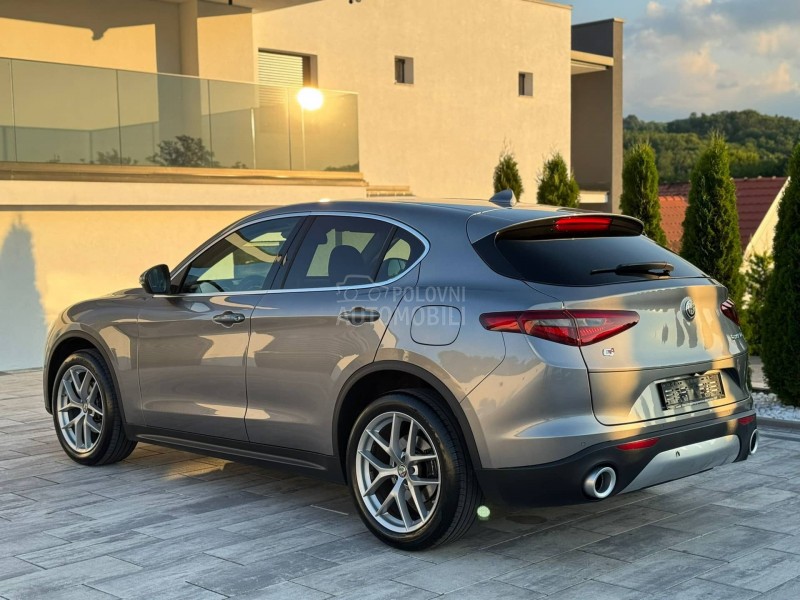 Alfa Romeo Stelvio 2.0 Q4