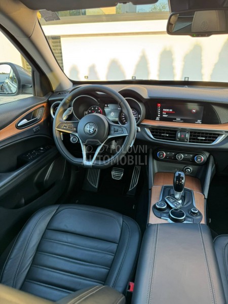 Alfa Romeo Stelvio 2.0 Q4