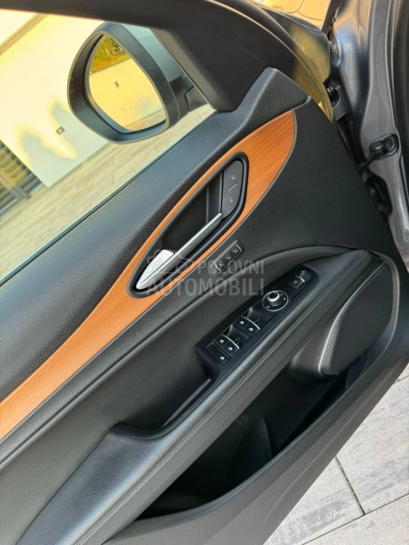 Alfa Romeo Stelvio 2.0 Q4