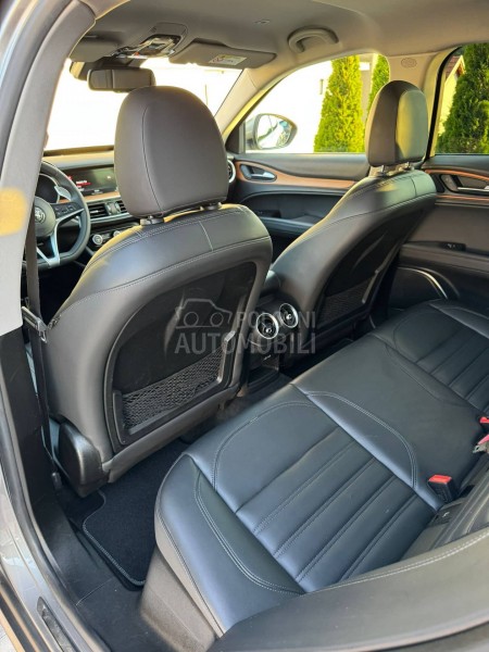 Alfa Romeo Stelvio 2.0 Q4