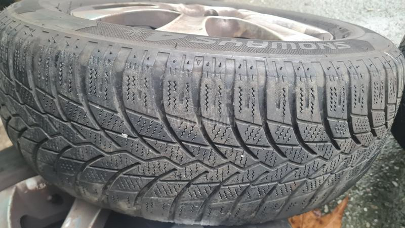 Dunlop 195/65 R15 Zimska