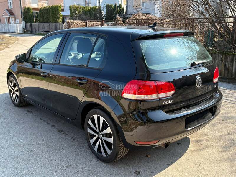 Volkswagen Golf 6 1.6 TDI BLUEMOTION