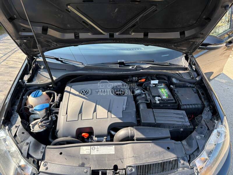 Volkswagen Golf 6 1.6 TDI BLUEMOTION
