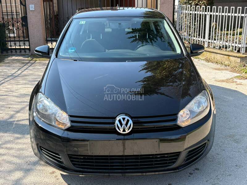Volkswagen Golf 6 1.6 TDI BLUEMOTION