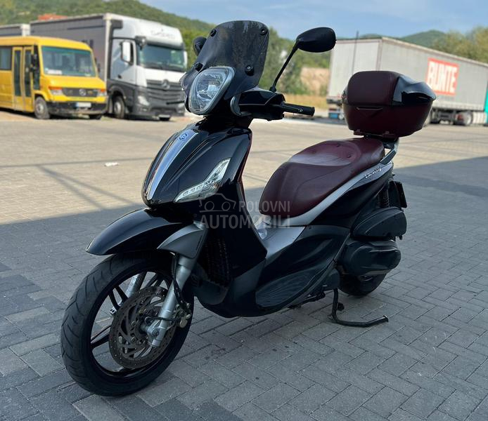 Piaggio Beverly 350 ST