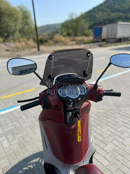 Piaggio Beverly 350 ST