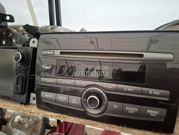 cd plejer za Fiat Bravo