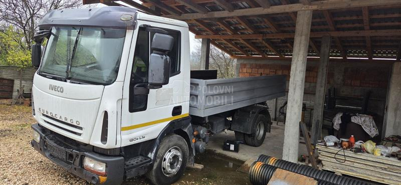 Iveco 120e18