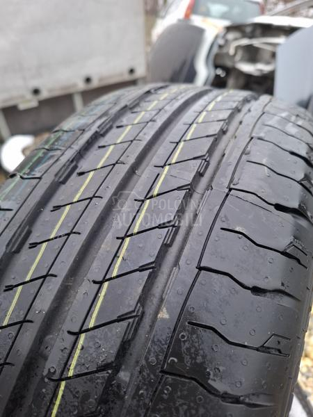 Continental 225/55 R17 Letnja