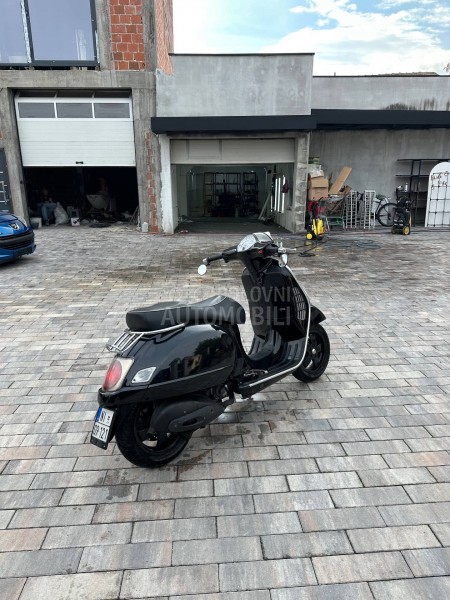 Piaggio Vespa GT 125