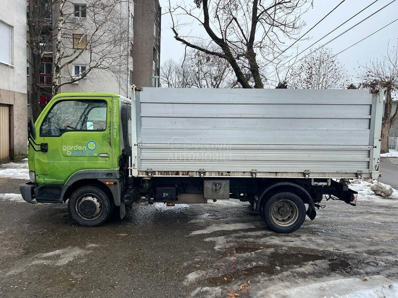 Nissan cabstar trostrani kiper