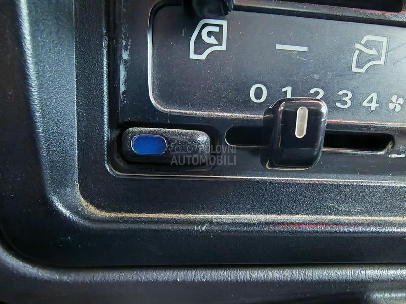 Nissan cabstar trostrani kiper