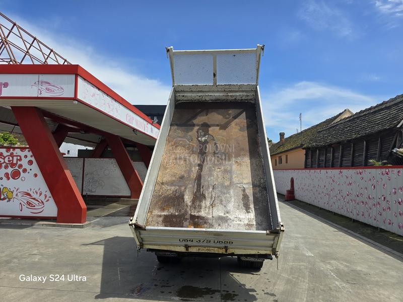 Nissan cabstar trostrani kiper