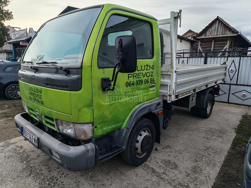 Nissan cabstar trostrani kiper