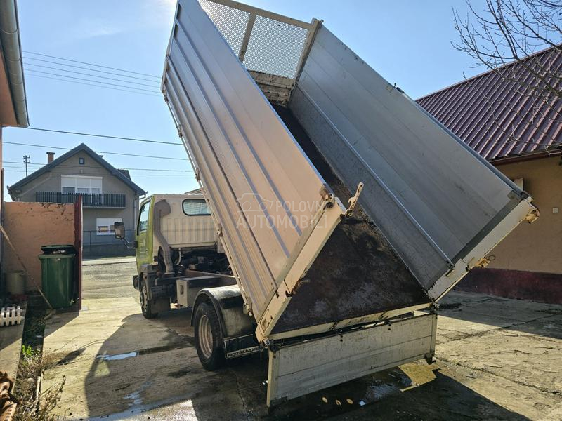 Nissan cabstar trostrani kiper