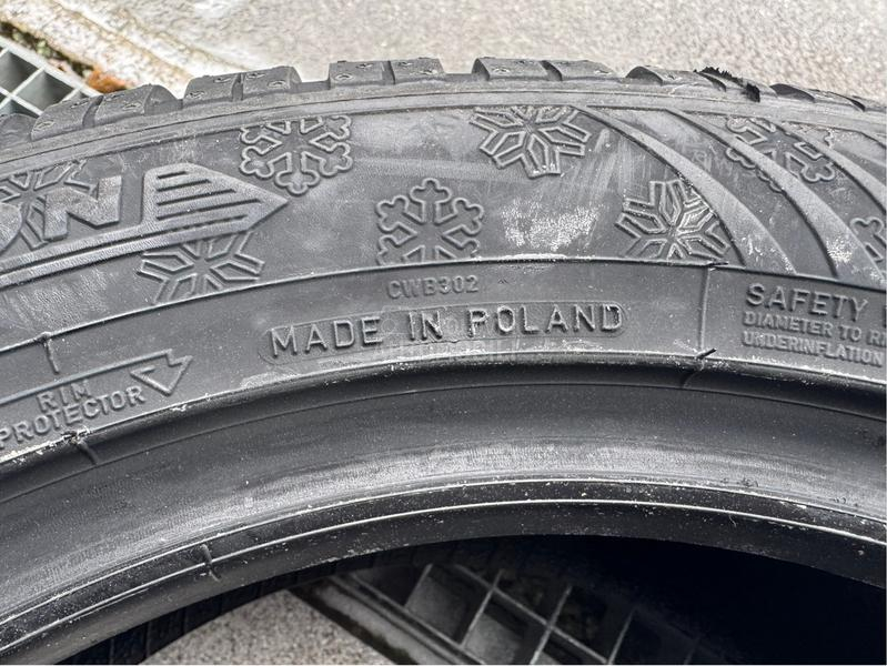 Dunlop 225/50 R17 Zimska