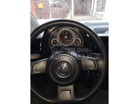 Volkswagen up! 