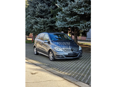 Mercedes Benz B 180 